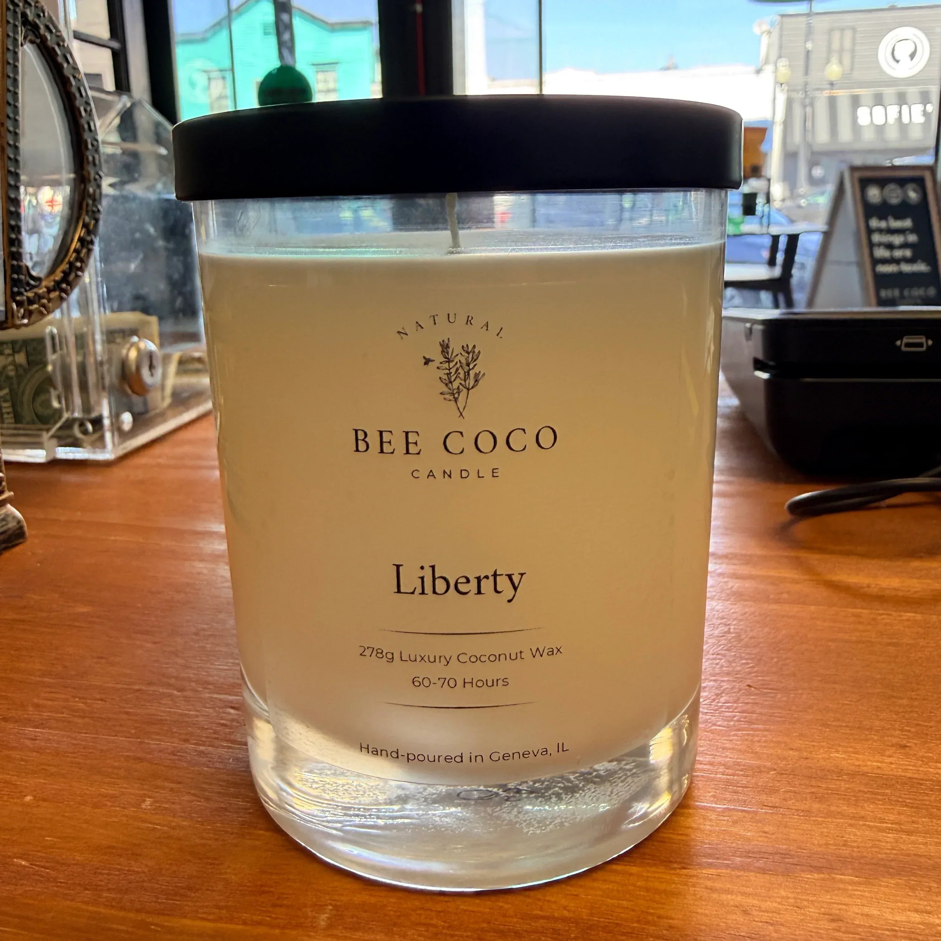 Liberty Charity Candle - Bee Coco Candle