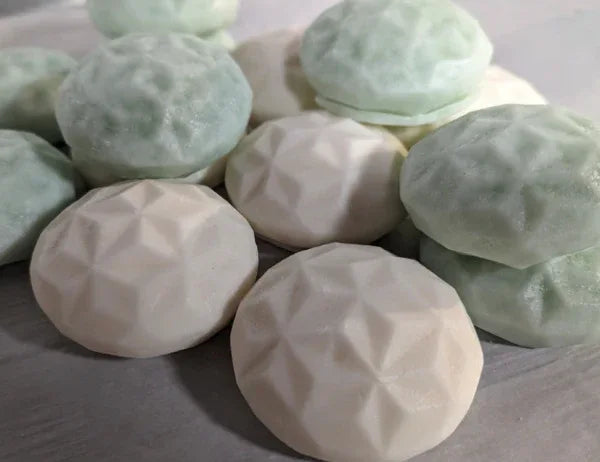 Solid Conditioner by The Noble Soapery - Bee Coco Candle